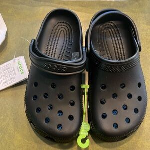 Crocs Classic Clog - Black Size M6 / W8